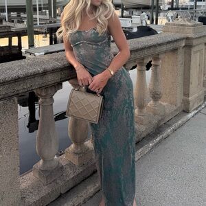 Elegant Green Lace Dress